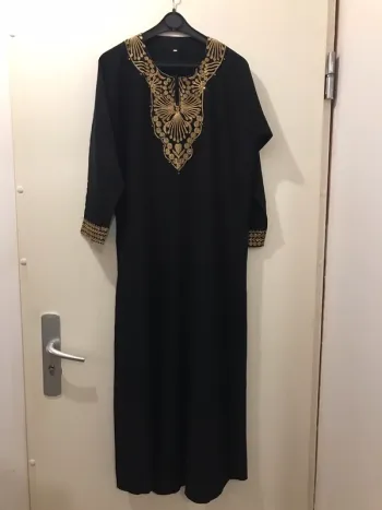 Robe longue femme orientale manches longues noires dorée taille XL