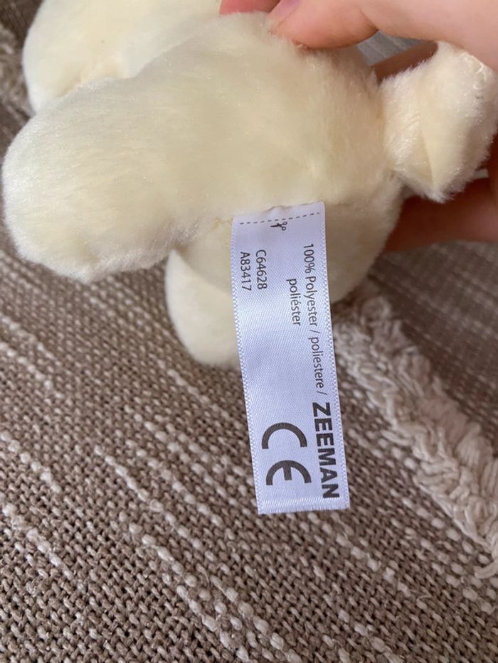 Peluche doudou 21cm Zeeman chien jaune très bon état - photo numéro 4