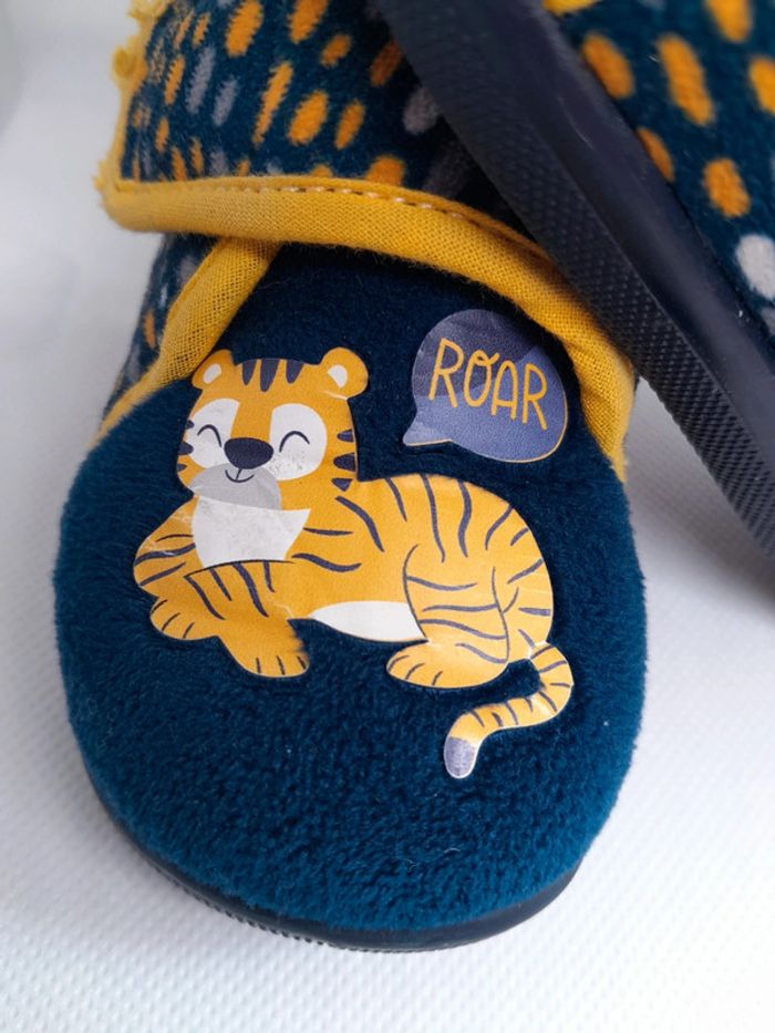 Chaussons tigre 🐯 - photo numéro 3