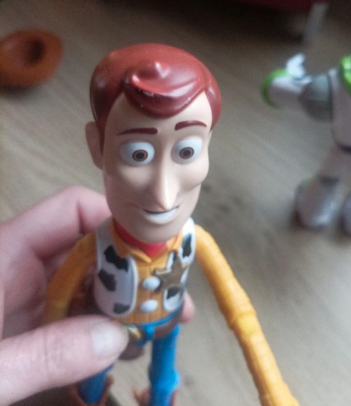 Toy story Woody et buzz 24 et 19 cm parle français - photo numéro 6