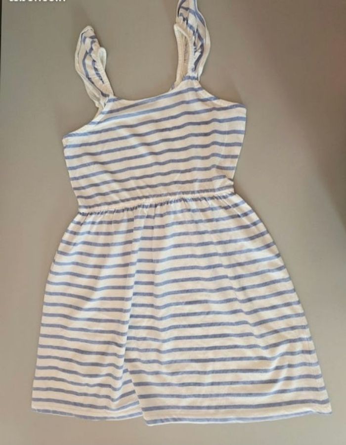 lot de 2 robes de la marque Kiabi, taille 10 ans. - photo numéro 3