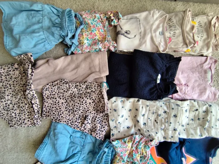 Lot vêtements filles 3/4 ans - photo numéro 7