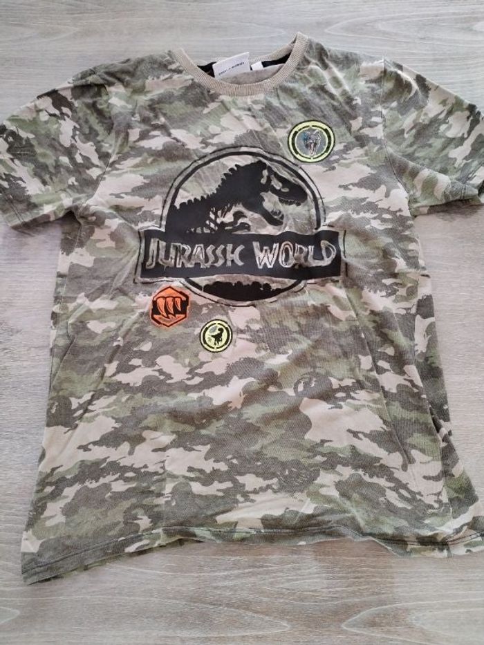 Tee shirt jurassic world