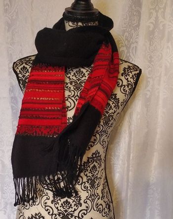 Echarpe polaire noire et rouge