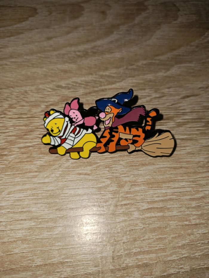 Pins Winnie l'ourson Tigrou porcinet
