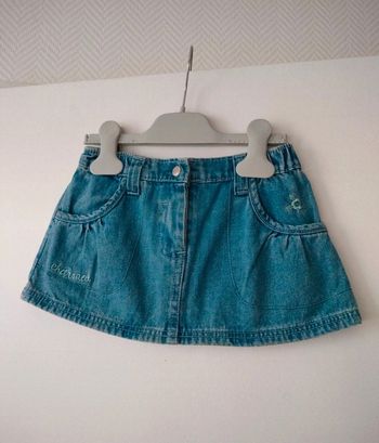 (a) Jupe jeans Charmed