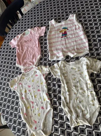 Lot de 4 Bodys