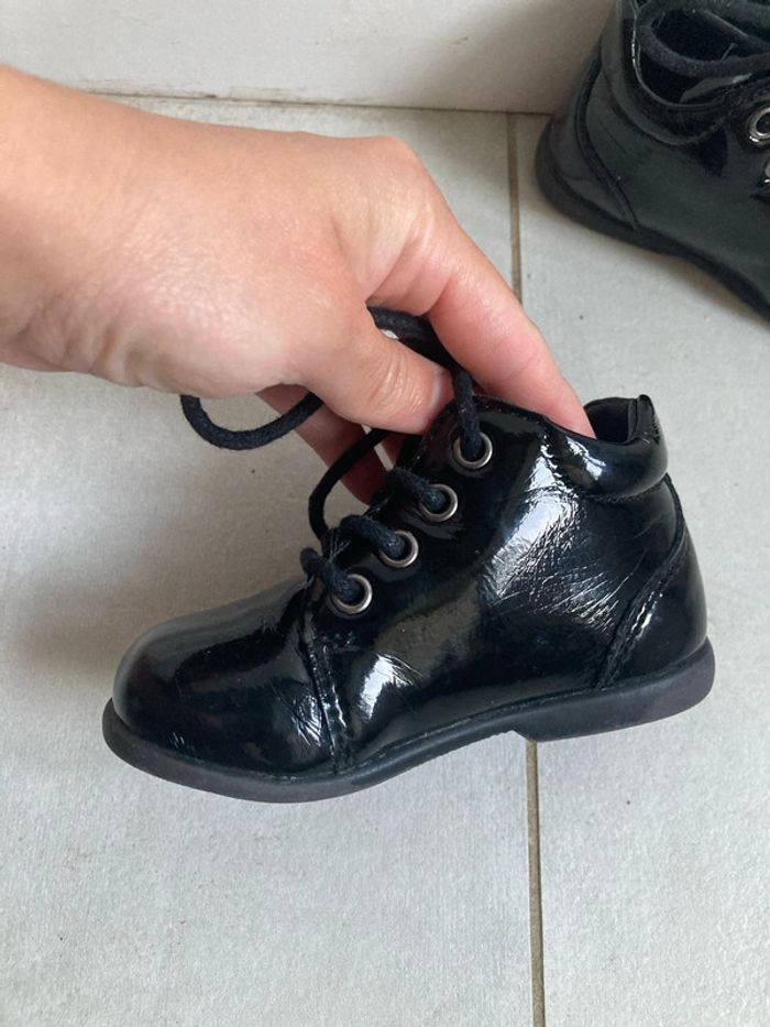 Chaussure de marche taille 19 - photo numéro 4