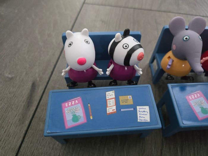 En classe avec Peppa Pig - photo numéro 2