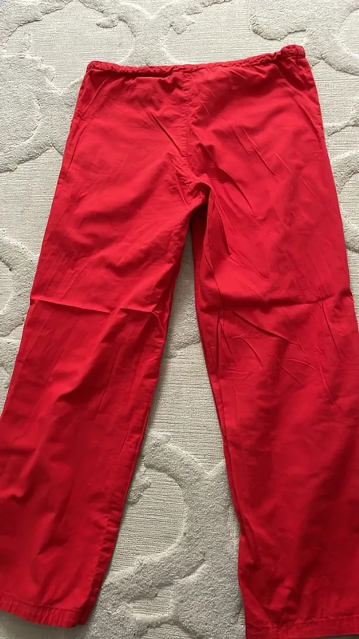 Pantalon rouge La Fiancée du Mékong – Taille 10A - photo numéro 5