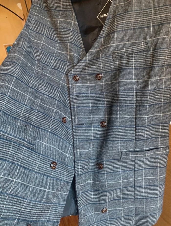Gilet de costume neuf - photo numéro 2