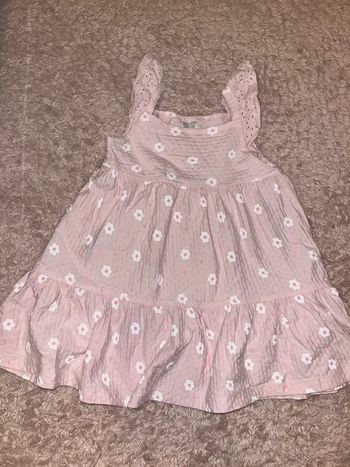 Robe d’été bébé fille 9 mois en excellent état