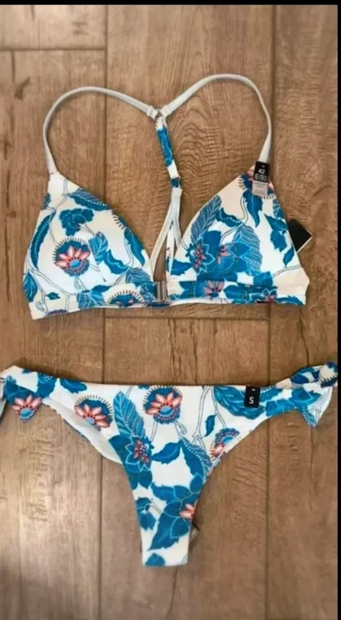 👙 Bikini imprimé floral – Etam – Taille S / 36 - photo numéro 2