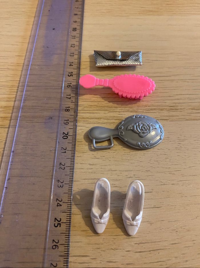 Poupée Disney Gisele enchanted il était une fois princesse 2007 Simba toys - photo numéro 10