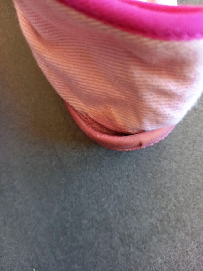 Chaussons fille taille 27 - photo numéro 9
