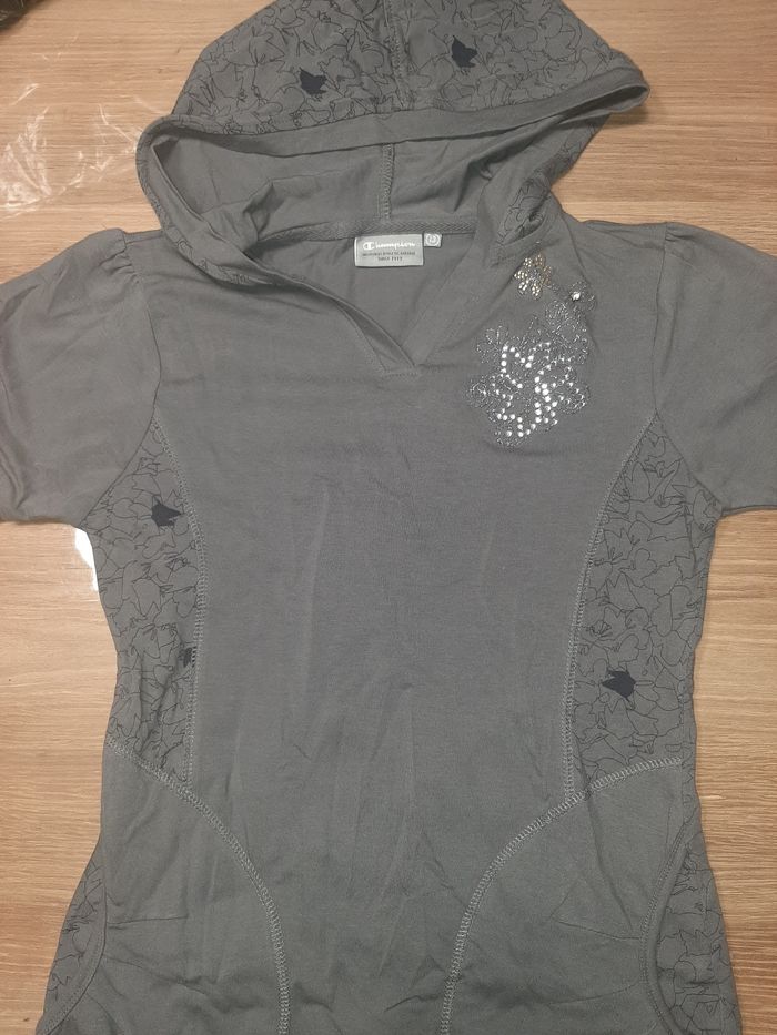 Haut à capuche manches courtes 13 ans Champion