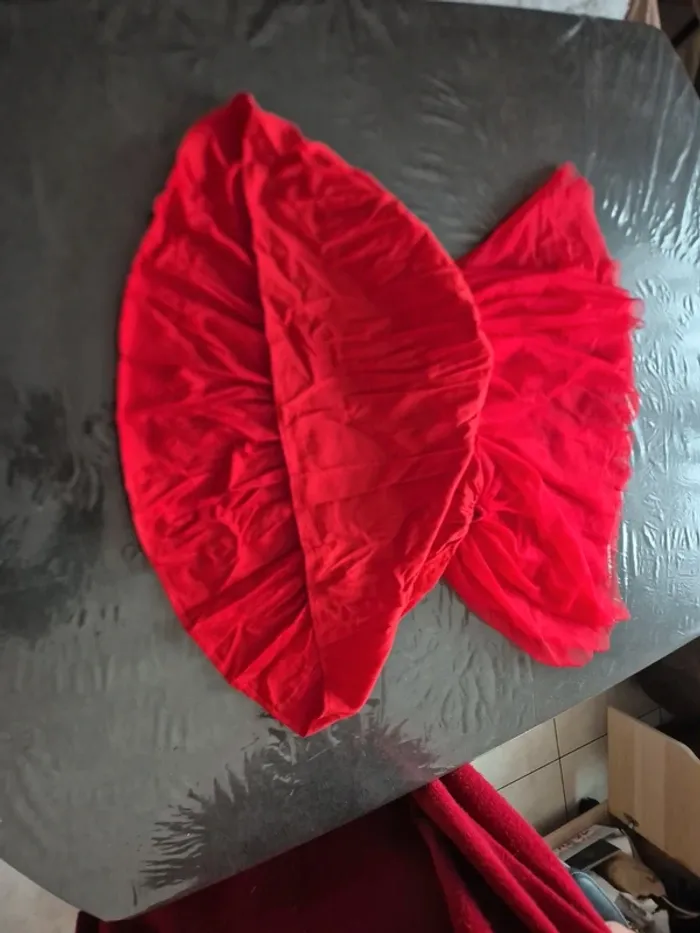 Robe de fête ou anniversaire rouge - photo numéro 7