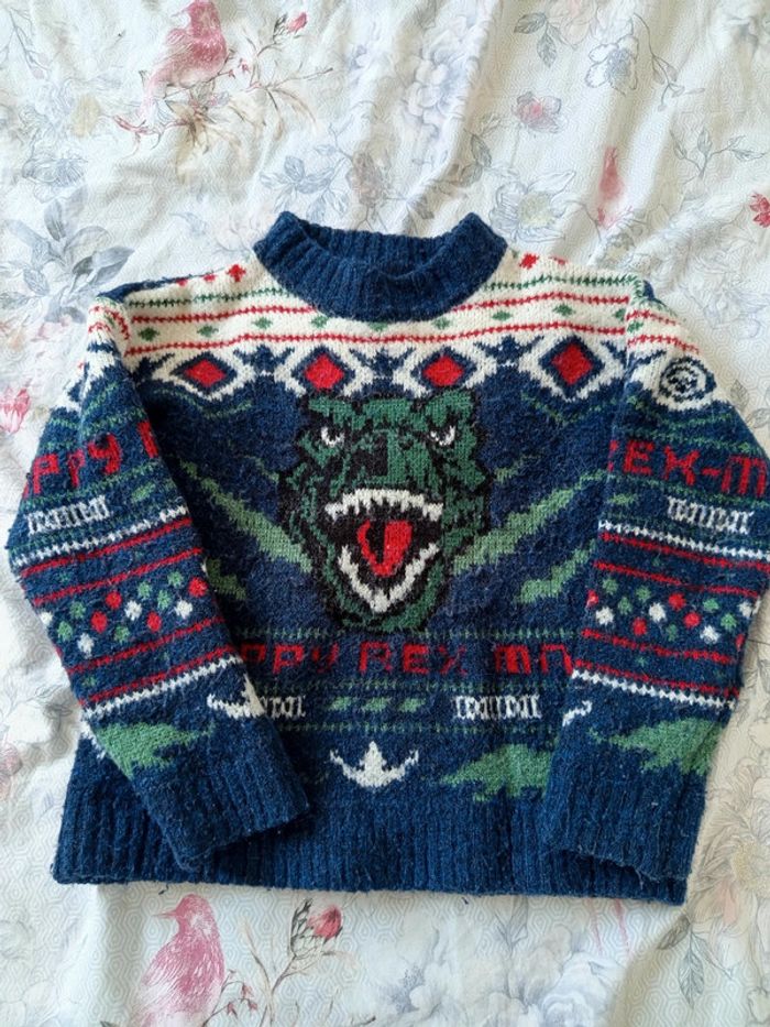 Pull noel Jurassic park 4a