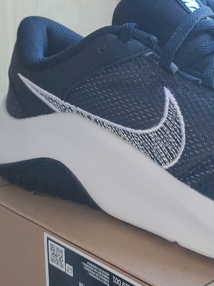 Baskets Nike souples - photo numéro 2