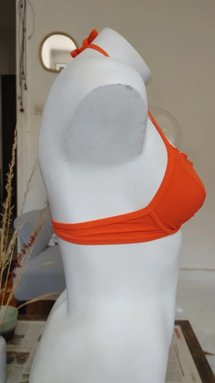 Haut de maillot de bain décolleté orange - photo numéro 4