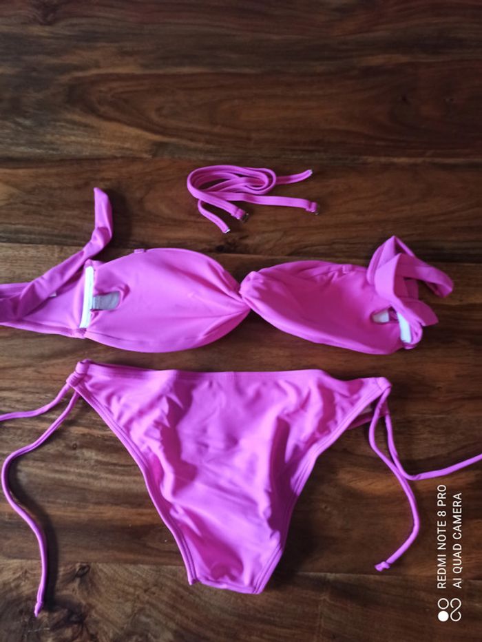 Maillot de Bain Femme 2 pièces Taille 38 - photo numéro 2