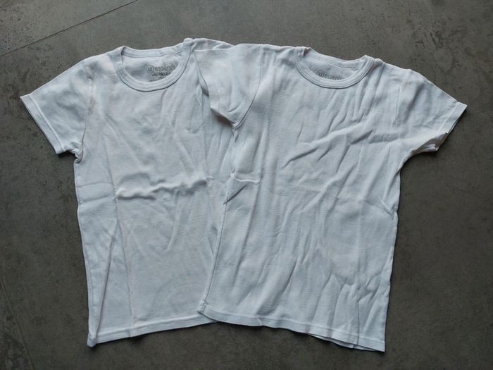 Lot 2 t-shirts blancs
