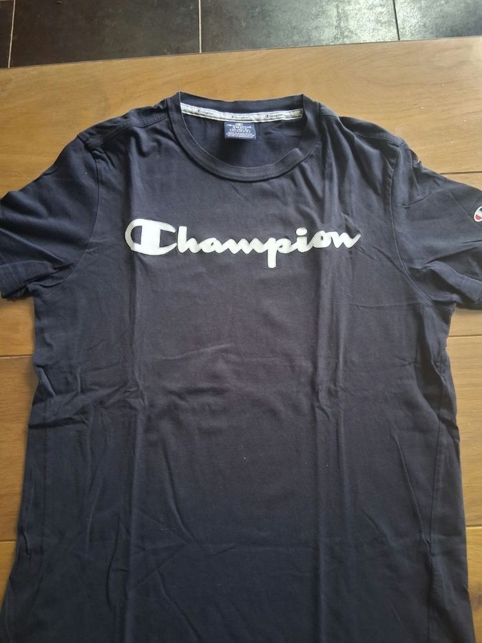 Lots de 2 tee-shirts Taille S (Champion et Nike) - photo numéro 5