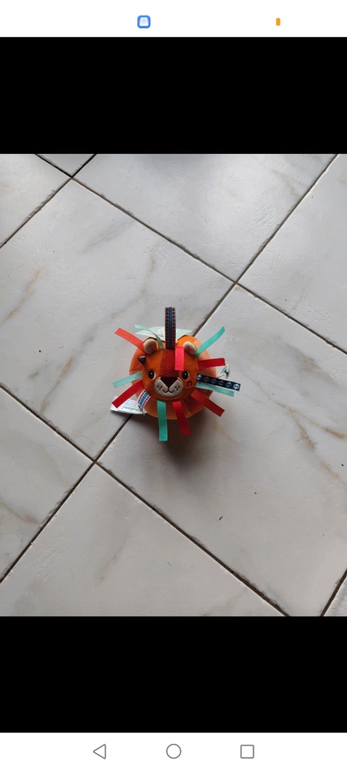 Jack balle lion lilliputiens