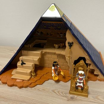 Pyramide Playmobil