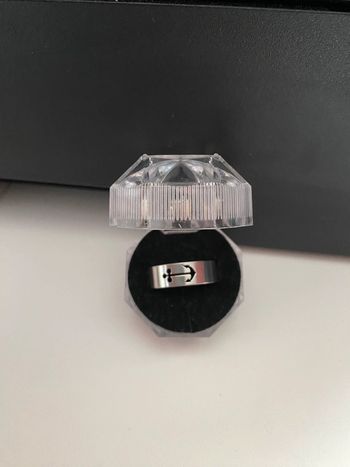Bague ciselée ancre marine en acier inoxydable