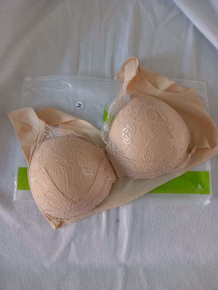 Soutien-Gorge neuf M beige