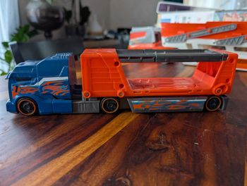 Camion hotwheels accident