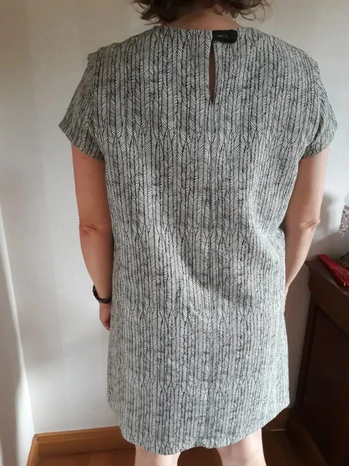 Robe droite Zara - photo numéro 6