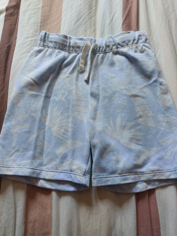 Short molleton bleu et blanc taille élastique