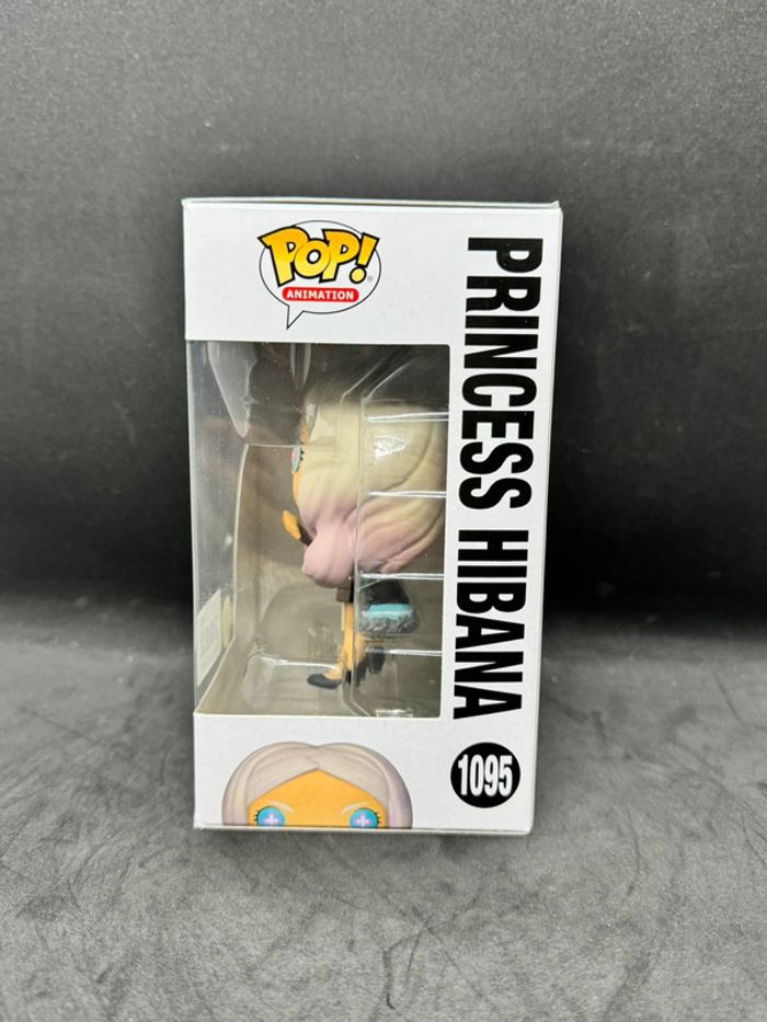 Funko pop fire force princess hibana 1095 glows in the dark funimation 2022 Exclusive - photo numéro 5