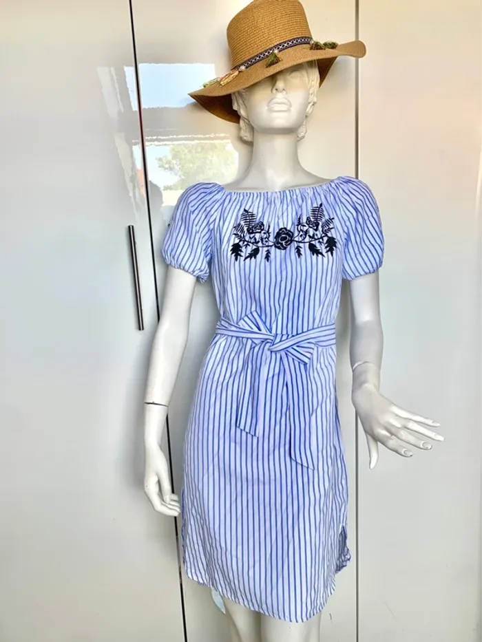 Robe marinière estivale