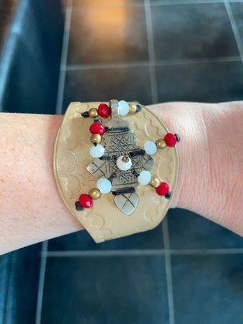 bracelet neuf cuir
