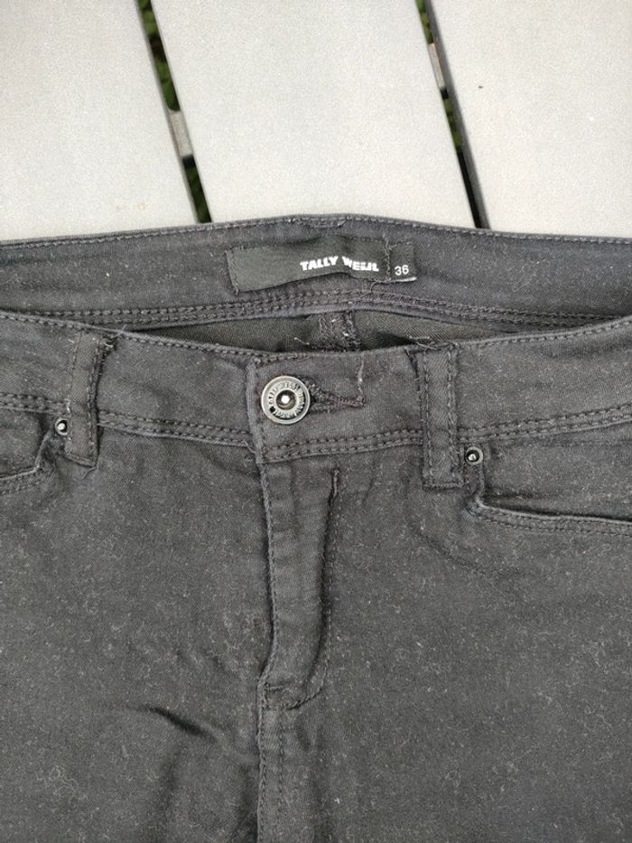 Pantalon noir T. 36 - photo numéro 2