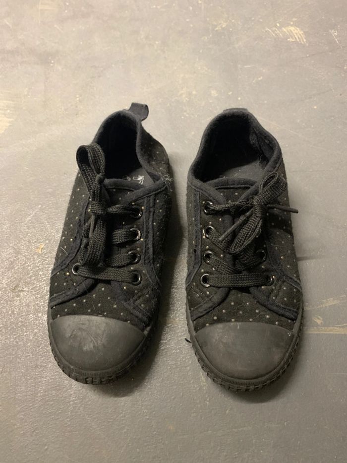 Chaussures légères 27