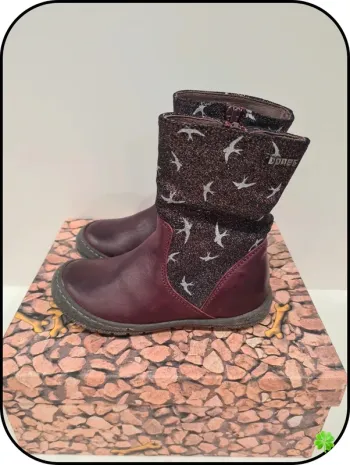 Chaussures Stones and Bones taille 24
