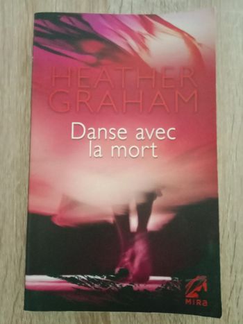 Heather Graham - Danse avec la mort