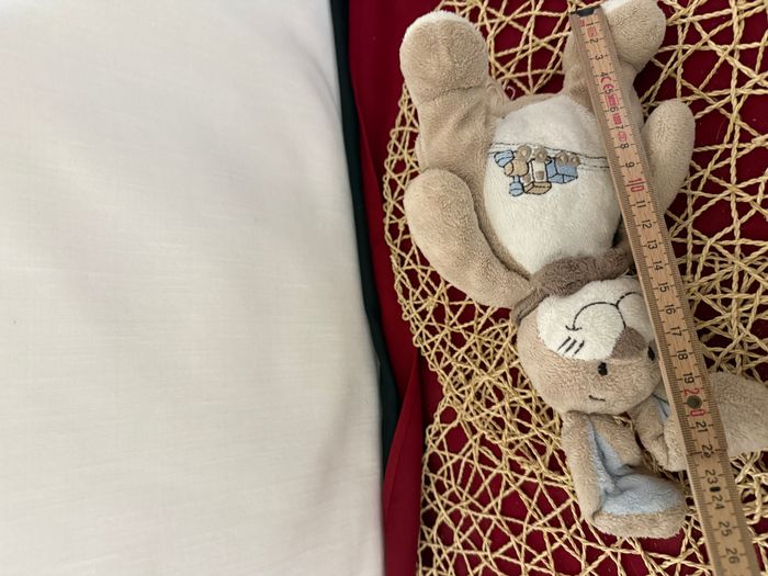 Noukie's Oscar & Léon Peluche lapin beige bleu train - photo numéro 4