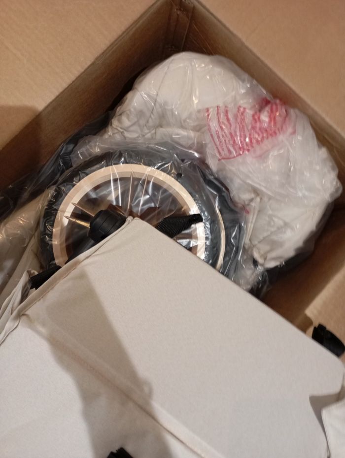 Poussette 3 en 1 Neuve avec carton d'origine - photo numéro 3