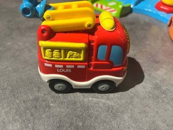 Maxi Caserne tut tut bolides - photo numéro 4