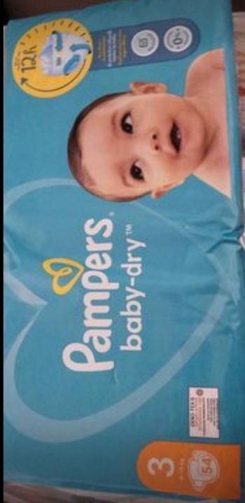 Couches pampers Taille 3