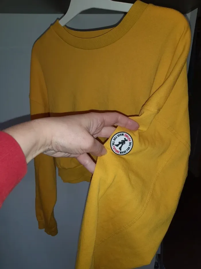 Pull court taille s jennyfer - photo numéro 2