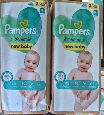 Couches pampers harmonie taille 2, 2 paquets soit 100 Couches. 