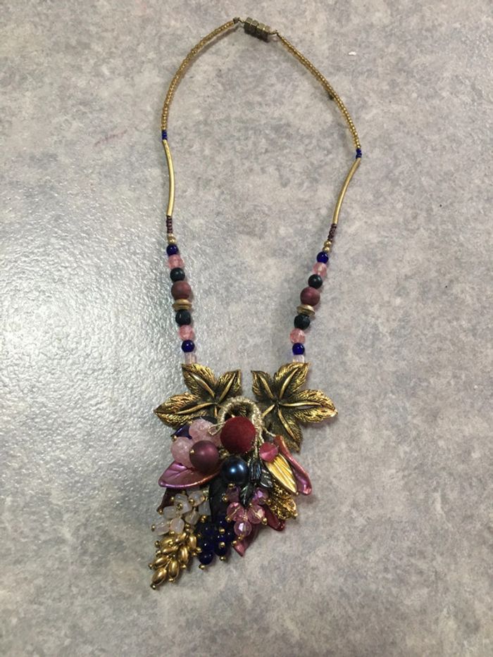 collier artisanal violet et doré - photo numéro 3