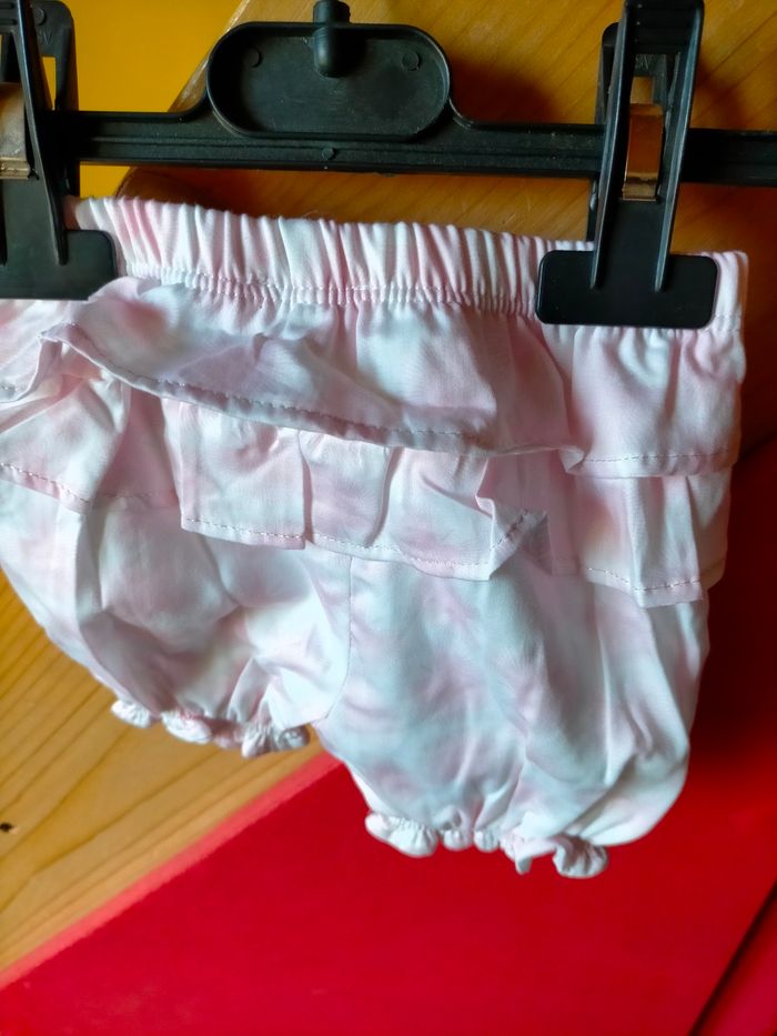 Ravissant bloomer Absorba neuf 18 mois - photo numéro 3
