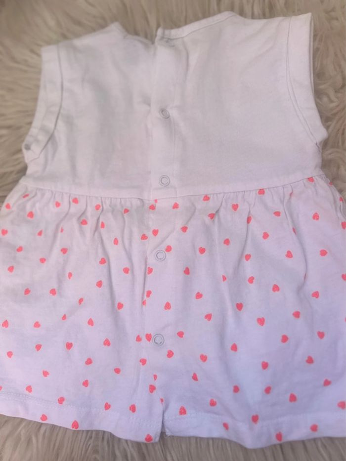 Fille 👧🏻 Ensemble kiabi d’été taille 6 mois - robe/tunique + legging short - photo numéro 4